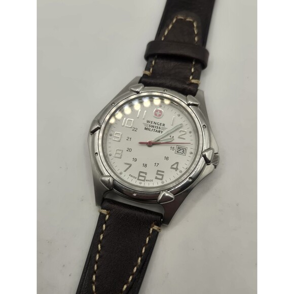 Wenger Swiss Military Men's 43mm Silver Tone Watch. New Leather Band + Battery - Picture 3 of 14